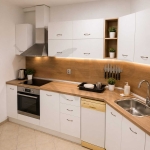 Дава се под наем Къща в с. Кичево, Област Варна - 185 кв.м за 1196.97 € - Снимка #1