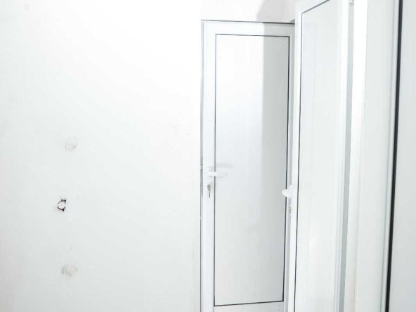 Дава се под наем Магазин в Пловдив, Център - 120 кв.м за 2500 € - Снимка #1