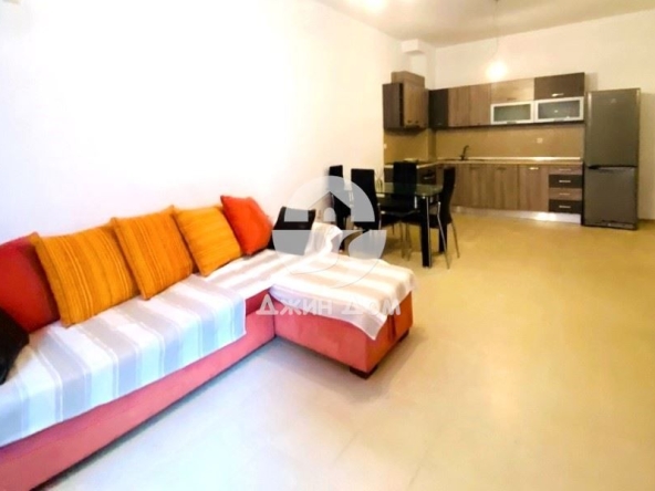 Двустаен апартамент в Поморие - 58 кв.м за 879 €/кв.м - Снимка #1