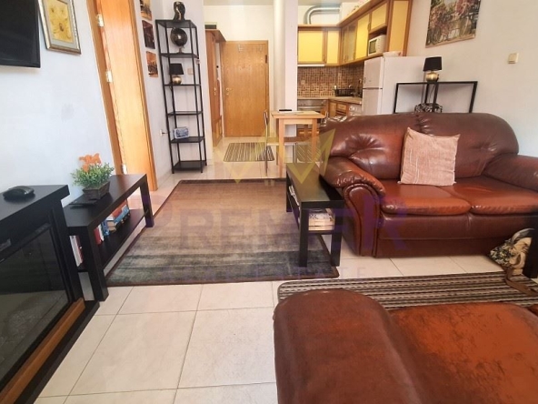 Двустаен апартамент в к.к. Слънчев бряг - 61 кв.м за 1230 €/кв.м - Снимка #1