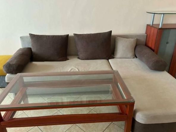 Дава се под наем Двустаен апартамент в София, Младост 3 - 75 кв.м за 648.21 € - Снимка #1