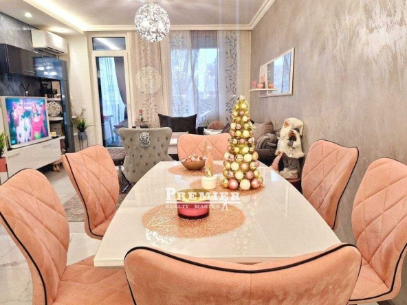 Двустаен апартамент в Бургас, Славейков - 81 кв.м за 2303 €/кв.м - Снимка #1