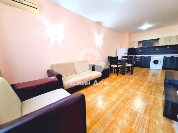Двустаен апартамент в Свети Влас - 72 кв.м за 1181 €/кв.м - Снимка #1