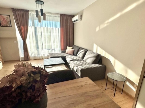 Дава се под наем Двустаен апартамент в София, Малинова долина - 65 кв.м за 766 € - Снимка #1