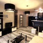 Дава се под наем Тристаен апартамент в Пловдив, Център - 85 кв.м за 435 € - Снимка #1