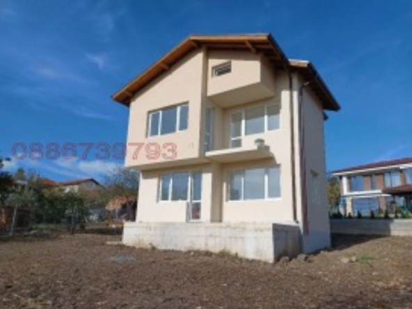 Къща в София, Оборище - 100 кв.м за 2100 €/кв.м - Снимка #1