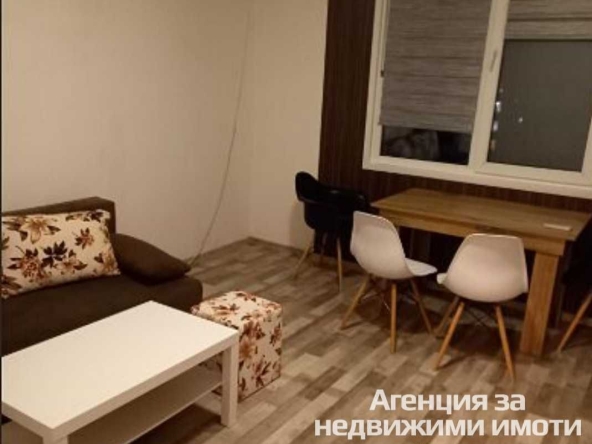 Дава се под наем Едностаен апартамент в Асеновград - 45 кв.м за 270.3 € - Снимка #1