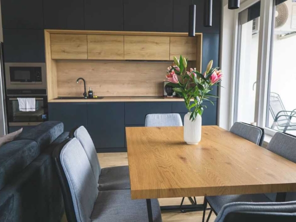 Дава се под наем Двустаен апартамент в Пловдив, Мараша - 59 кв.м за 188.7 € - Снимка #1