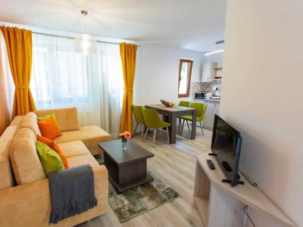 Дава се под наем Двустаен апартамент в Пловдив, Централна гара - 68 кв.м за 362.1 € - Снимка #1