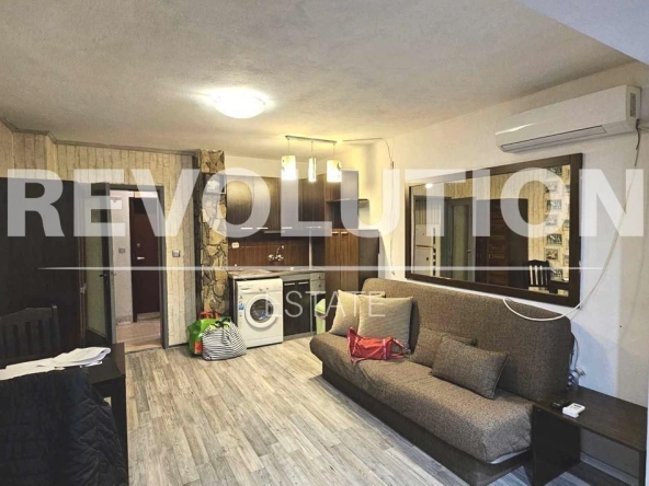 Дава се под наем Едностаен апартамент в Варна, Лятно кино Тракия - 32 кв.м за 200 € - Снимка #1