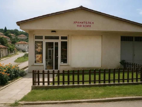 Магазин в Омуртаг - 51 кв.м за 687 €/кв.м - Снимка #1