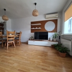 Дава се под наем Тристаен апартамент в Велико Търново, Акация - 72 кв.м за 398.82 € - Снимка #1