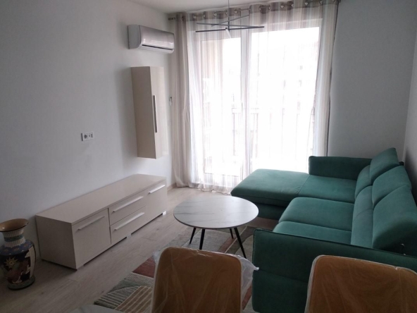 Дава се под наем Двустаен апартамент в София, Център - 70 кв.м за 700 € - Снимка #1