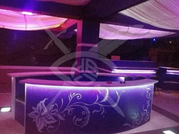 Дава се под наем Заведение в Хисаря - 300 кв.м за 598.23 € - Снимка #1