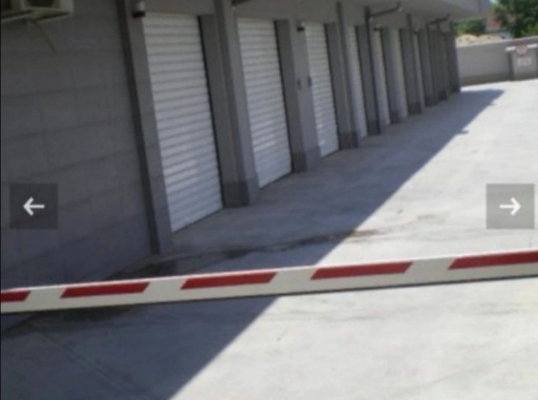 Дава се под наем Гараж / Паркомясто в Пловдив, Захарна фабрика - 20 кв.м за 129.54 € - Снимка #1