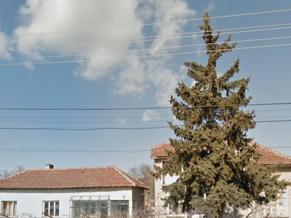 Къща в с. Михайлово, Област Враца - 200 кв.м за 39 €/кв.м - Снимка #1