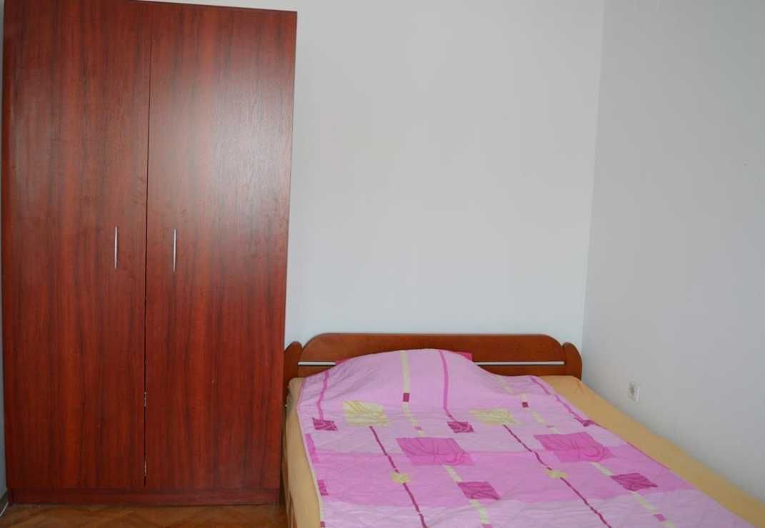 Дава се под наем  в Пловдив, Център - 16 кв.м за 66.3 € - Снимка #1