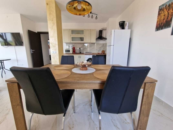 Тристаен апартамент в Балчик - 117 кв.м за 898 €/кв.м - Снимка #1