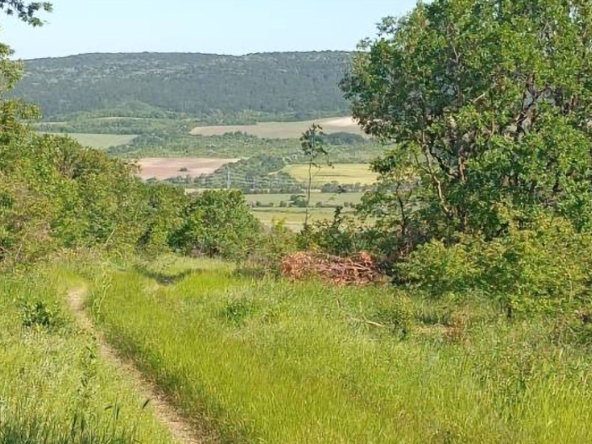 Земеделски имот в Варна, Бриз -  кв.м за 2 €/дка - Снимка #1