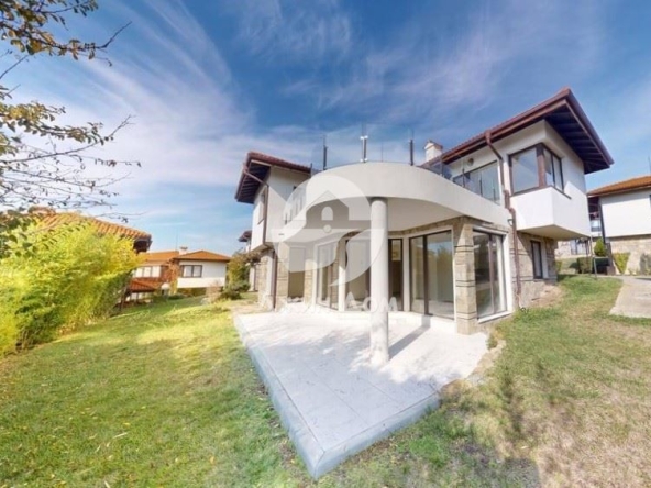 Къща в с. Кошарица, Област Бургас - 225 кв.м за 646 €/кв.м - Снимка #1