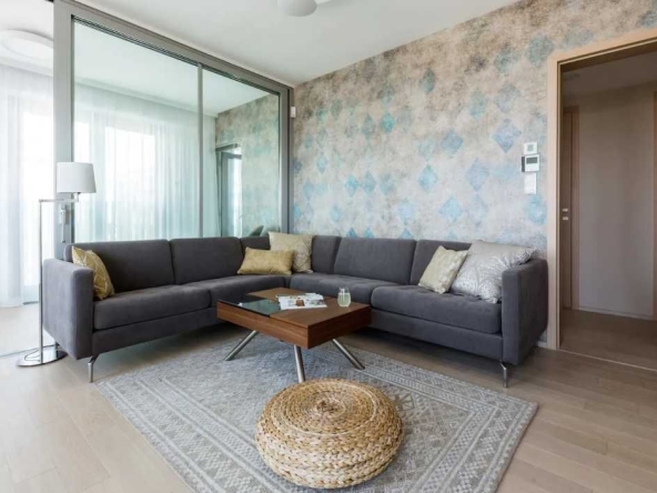 Дава се под наем Тристаен апартамент в Пловдив, Център - 89 кв.м за 280.5 € - Снимка #1