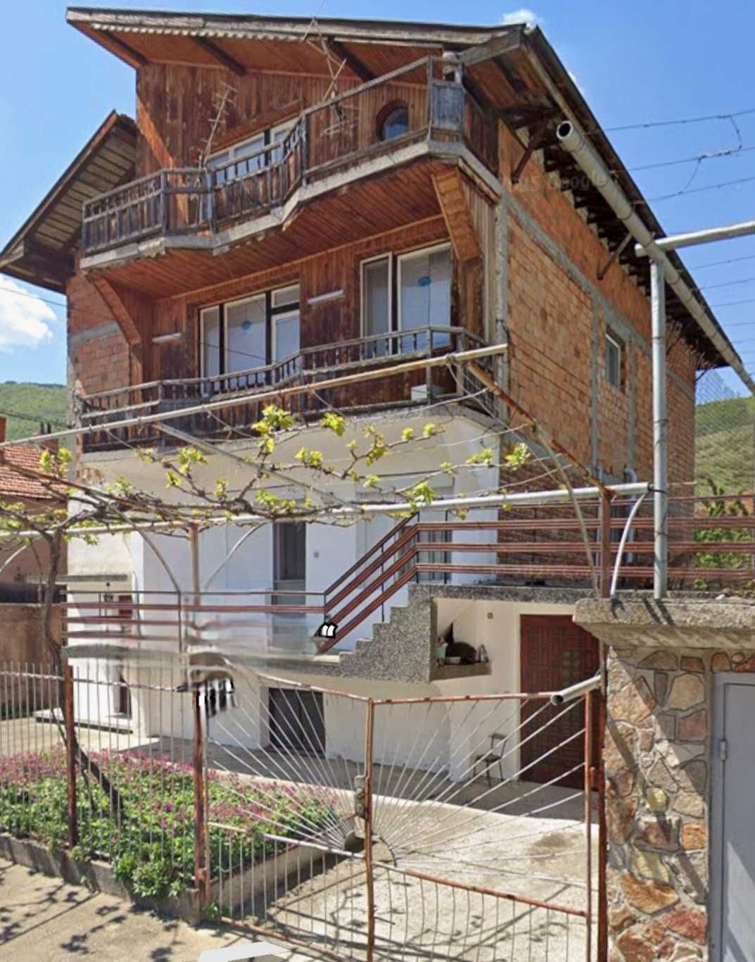 Етаж от къща в Пловдив, Каменица 1 - 200 кв.м за 332 €/кв.м - Снимка #1