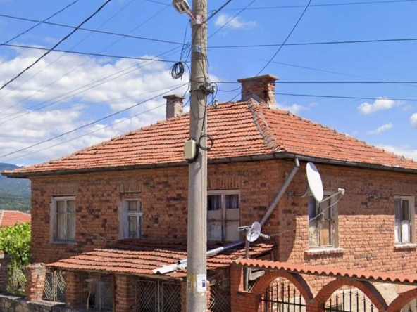 Къща в Пловдив, Тракия - 110 кв.м за 301 €/кв.м - Снимка #1