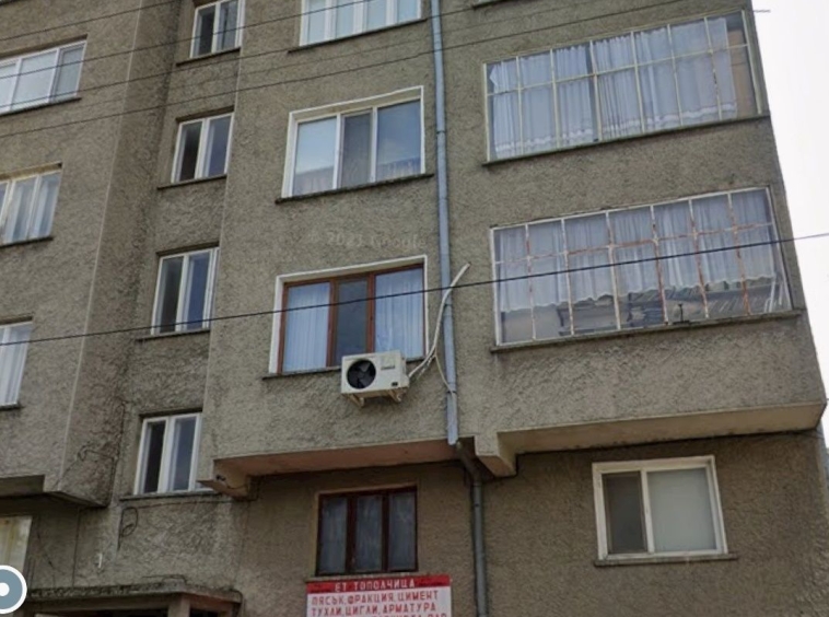 Многостаен апартамент в Омуртаг - 120 кв.м за 383 €/кв.м - Снимка #1