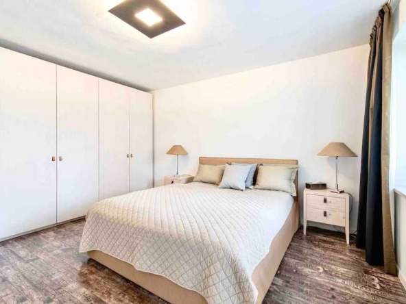 Дава се под наем  в Пловдив, Център - 12 кв.м за 127.5 € - Снимка #1