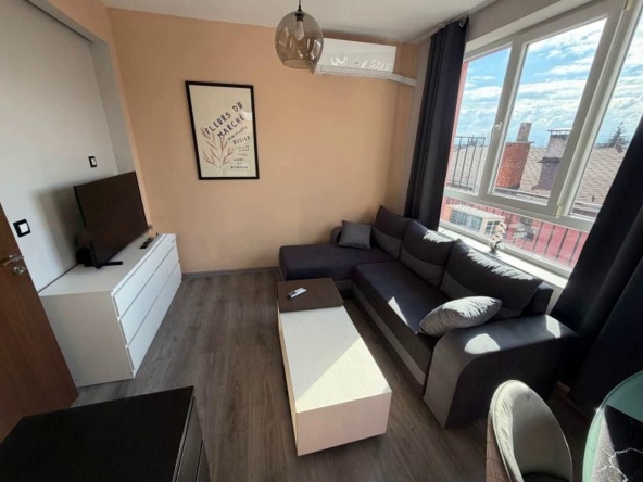 Дава се под наем Двустаен апартамент в София, Левски - 57 кв.м за 598.23 € - Снимка #1