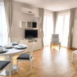 Дава се под наем Тристаен апартамент в София, Драгалевци - 109 кв.м за 1146.99 € - Снимка #1