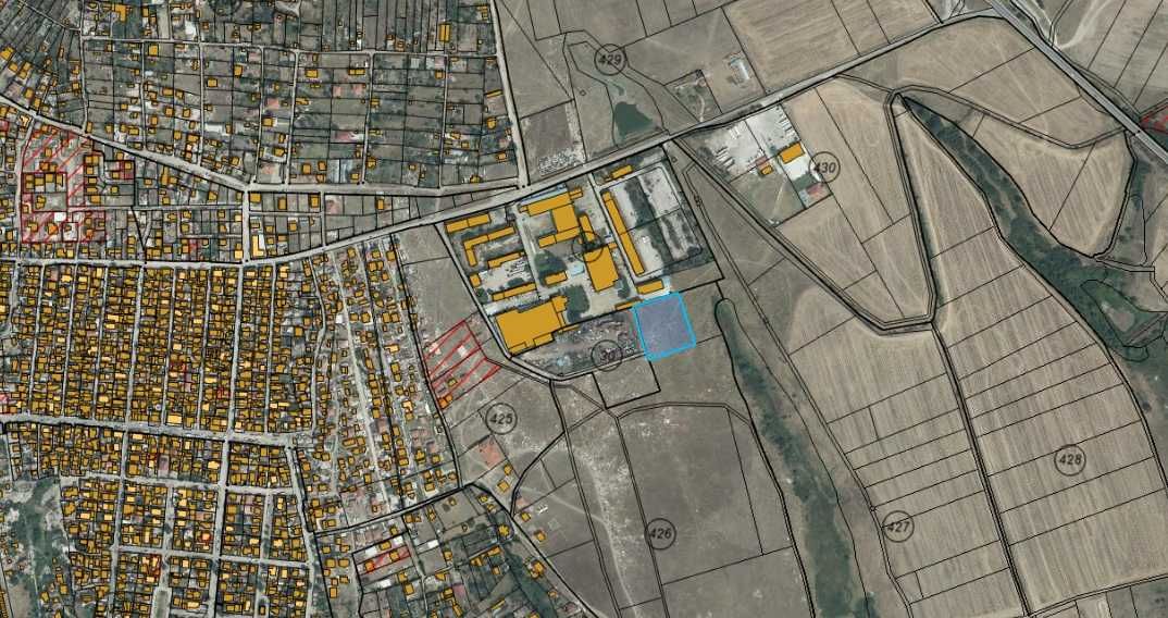 Земеделски имот в Хасково, Промишлена зона - Изток -  кв.м за 6 €/дка - Снимка #1