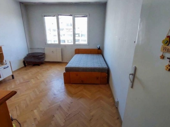 Дава се под наем Тристаен апартамент в София, Надежда 3 - 80 кв.м за 509.49 € - Снимка #1