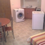 Дава се под наем Едностаен апартамент в Пловдив, Кършияка - 30 кв.м за 183.6 € - Снимка #1