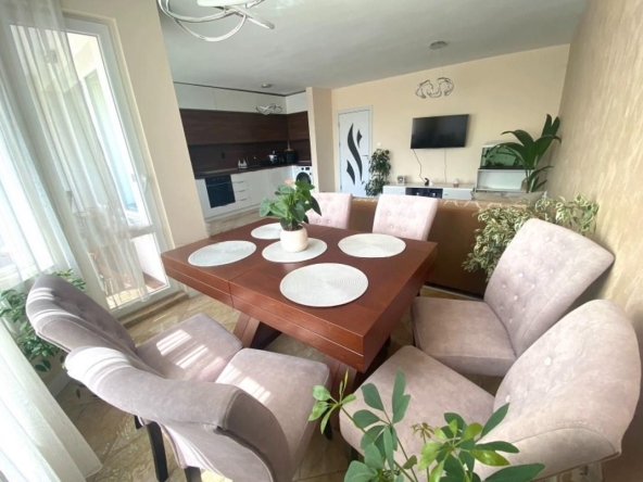 Дава се под наем Тристаен апартамент в София, Манастирски ливади - 100 кв.м за 950 € - Снимка #1