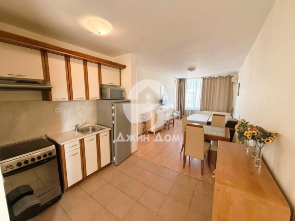Тристаен апартамент в к.к. Слънчев бряг - 73 кв.м за 932 €/кв.м - Снимка #1