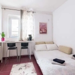 Дава се под наем Едностаен апартамент в Пловдив, Каменица 1 - 27 кв.м за 102 € - Снимка #1