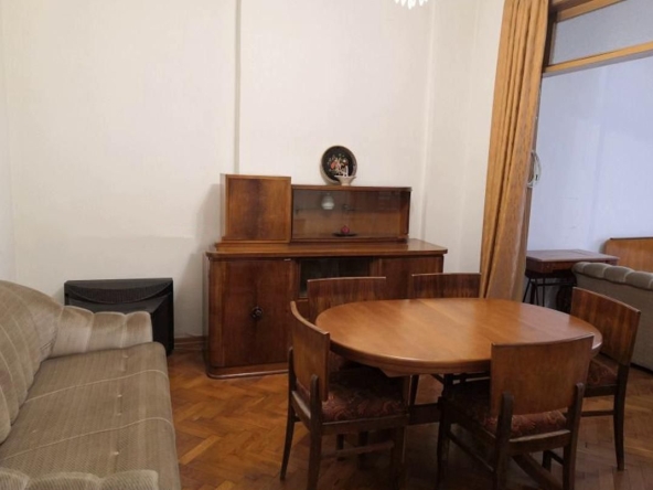 Двустаен апартамент в София, Център - 70 кв.м за 1458 €/кв.м - Снимка #1