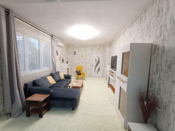 Дава се под наем Двустаен апартамент в София, Иван Вазов - 75 кв.м за 860 € - Снимка #1