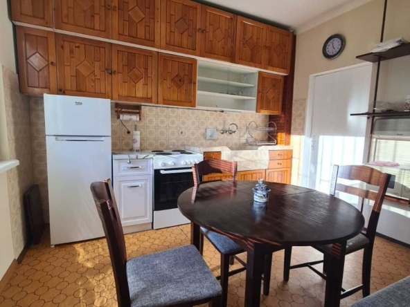 Дава се под наем Двустаен апартамент в Пловдив, Тракия - 75 кв.м за 318.75 € - Снимка #1