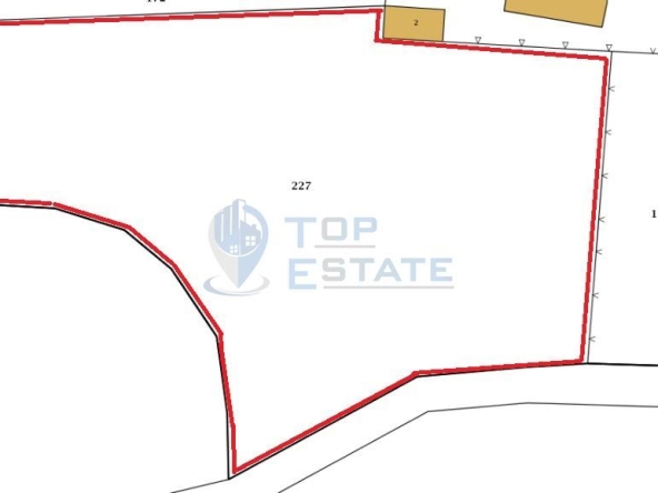 Парцел в Велико Търново, Зона Б - 3964 кв.м за 61 €/кв.м - Снимка #1