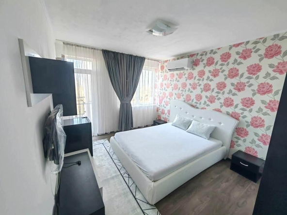 Дава се под наем Тристаен апартамент в Бургас, Крайморие - 67 кв.м за 428.91 € - Снимка #1