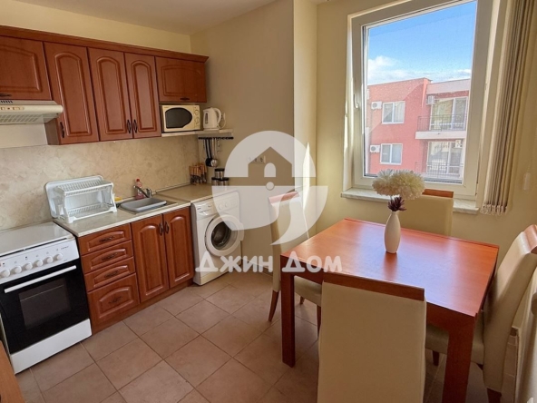 Тристаен апартамент в Свети Влас - 66 кв.м за 1197 €/кв.м - Снимка #1