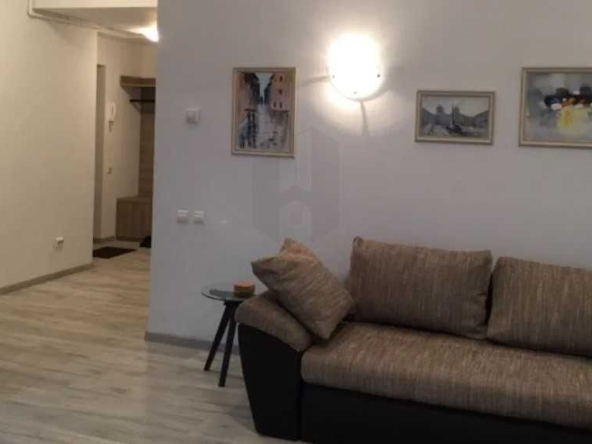 Дава се под наем Тристаен апартамент в Пловдив, Каменица 1 - 85 кв.м за 204 € - Снимка #1