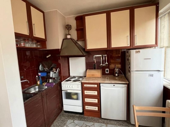 Дава се под наем Двустаен апартамент в София, Борово - 50 кв.м за 498.27 € - Снимка #1