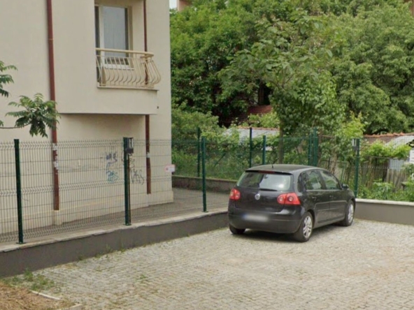 Дава се под наем Гараж / Паркомясто в София, Дървеница - 20 кв.м за 61.2 € - Снимка #1