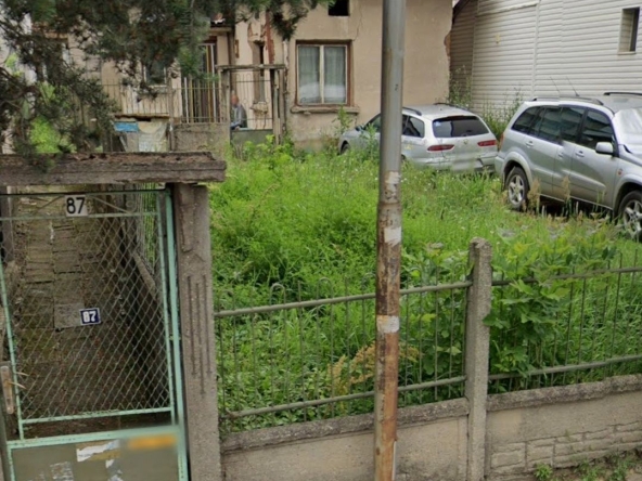 Къща в Монтана, Широк център - 466 кв.м за 99 €/кв.м - Снимка #1