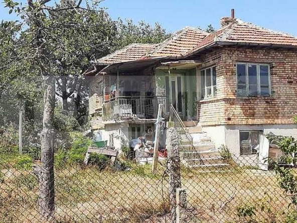 Къща в с. Доброплодно, Област Варна - 90 кв.м за 162 €/кв.м - Снимка #1