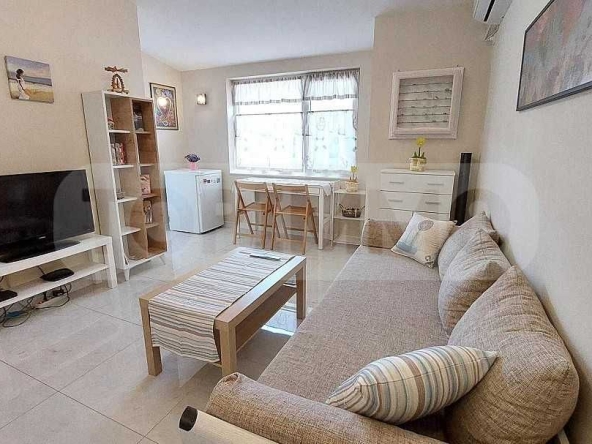 Дава се под наем Двустаен апартамент в Варна, Лятно кино Тракия - 60 кв.м за 518.67 € - Снимка #1