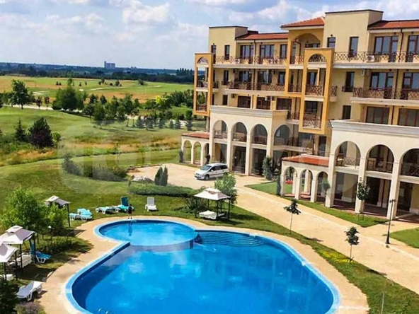 Тристаен апартамент в Балчик - 108 кв.м за 731 €/кв.м - Снимка #1